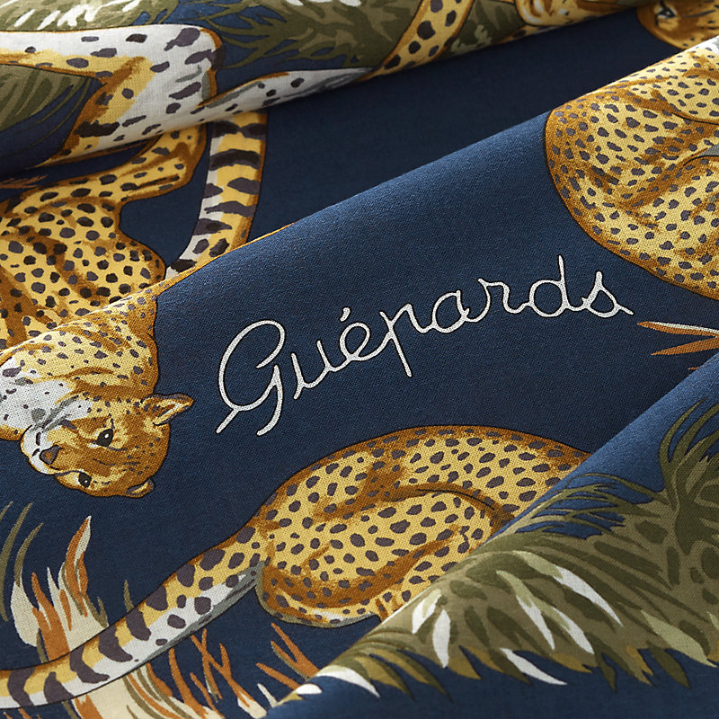 Guepards scarf 80 | Hermès Denmark